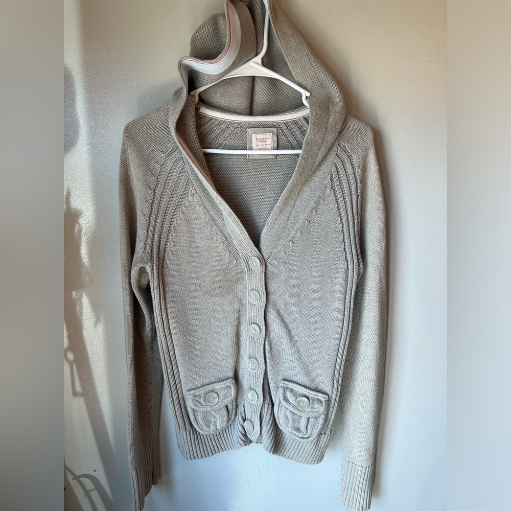 Old navy hooded sweater size L